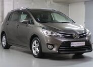 Toyota Verso 3