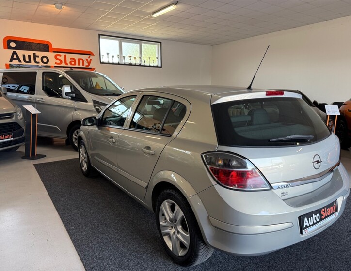 Opel Astra 5