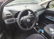 Fiat Grande Punto 16