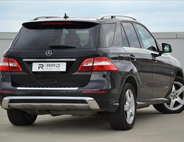 Mercedes-Benz Třídy M 2