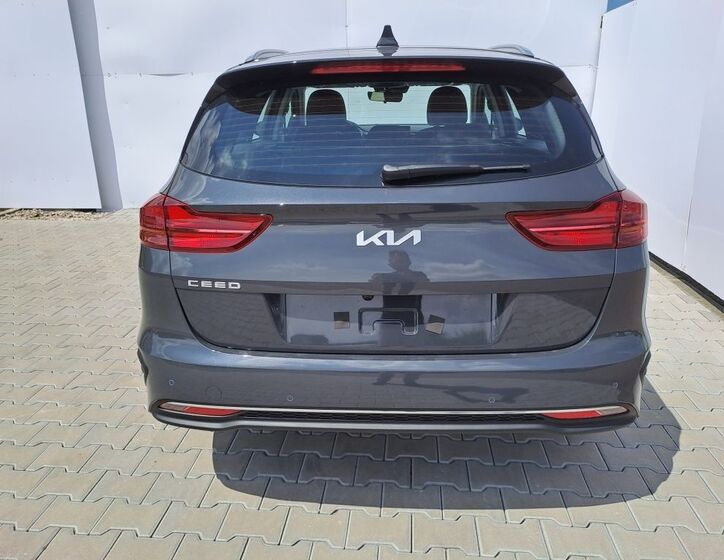 KIA Ceed 10