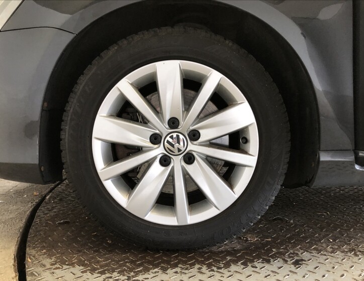 Volkswagen Passat 32