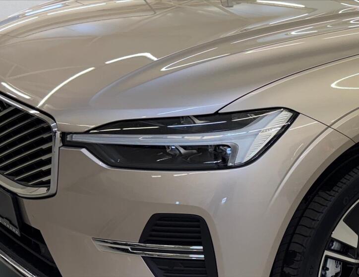 Volvo XC60 5