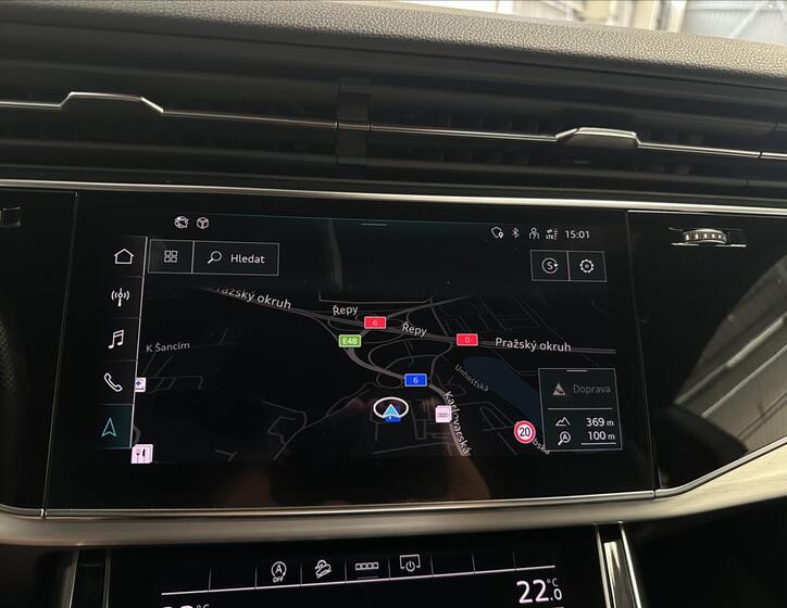 Audi SQ8 12