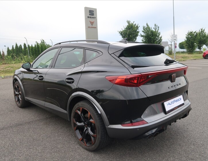 Cupra Formentor 9
