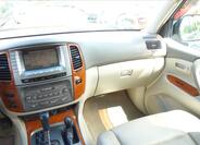 Toyota Land Cruiser 24