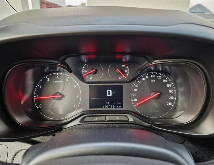 Opel Combo 23