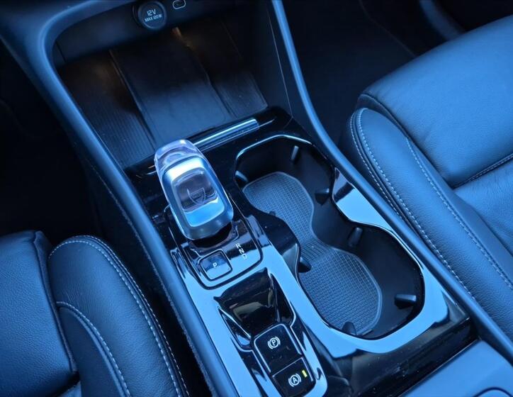 Volvo XC40 18