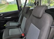 Ford Galaxy 19