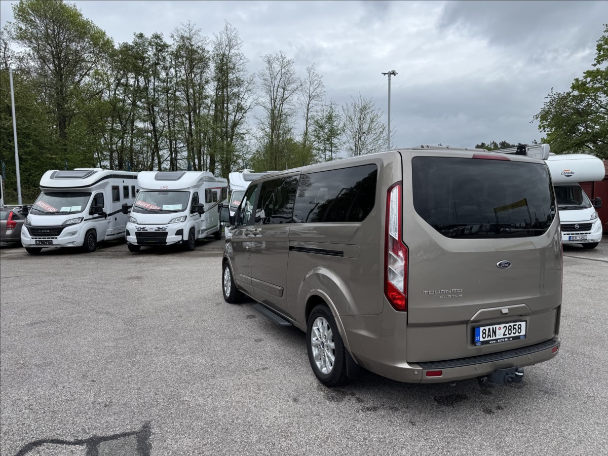 Ford Tourneo Custom
