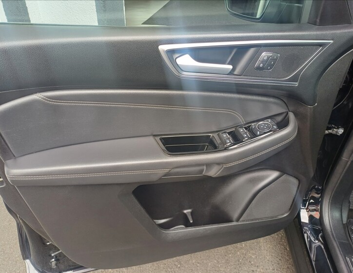 Ford Galaxy 20