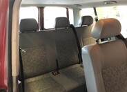Volkswagen Caravelle 10