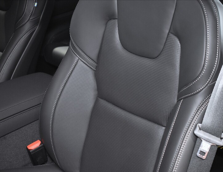 Volvo XC90 15