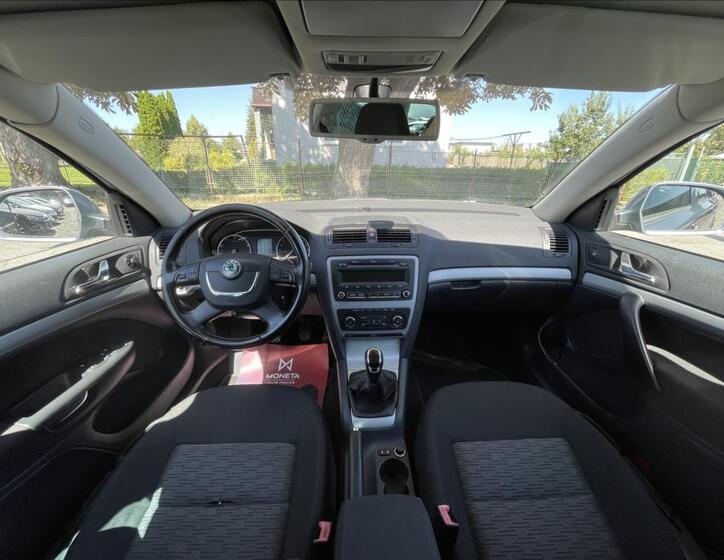 Škoda Octavia 15