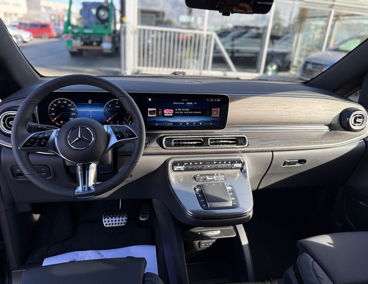 Mercedes-Benz Třídy V 9