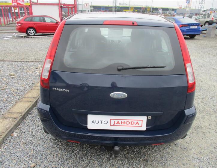 Ford Fusion 6