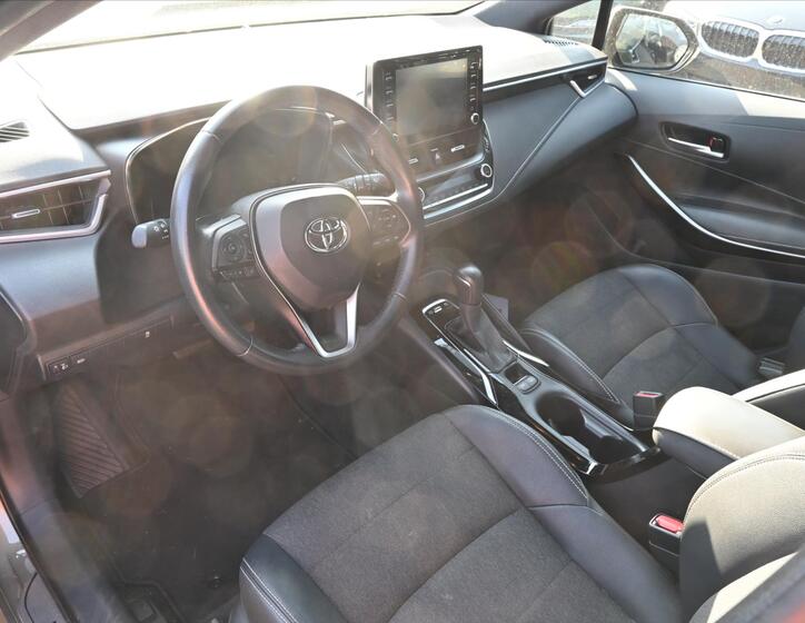 Toyota Corolla 2