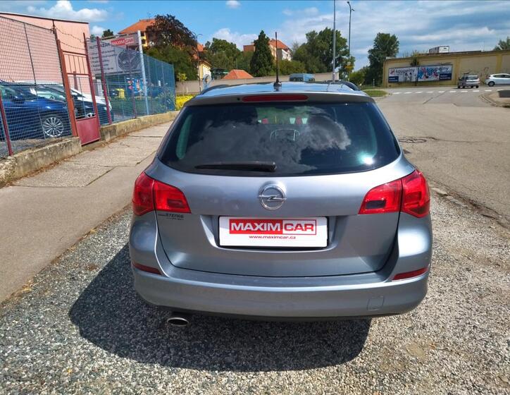 Opel Astra 6