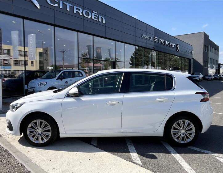 Peugeot 308 8