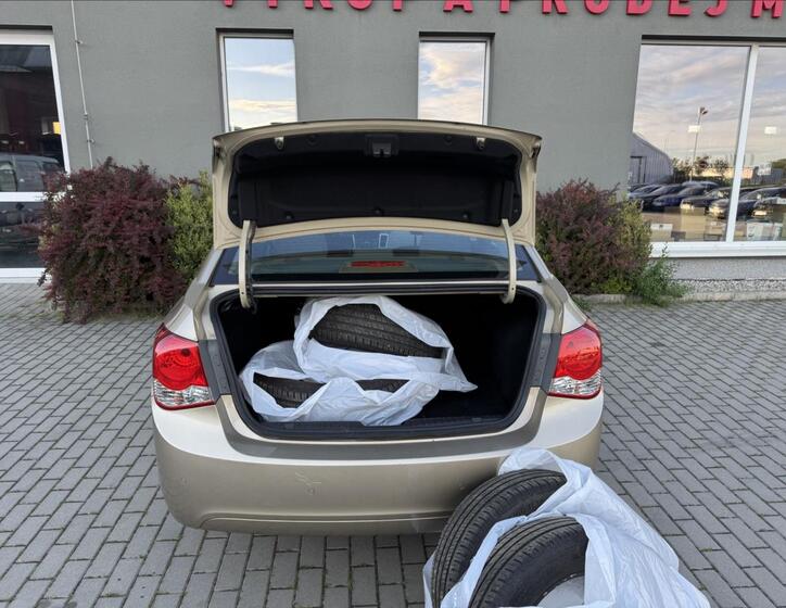 Chevrolet Cruze 33