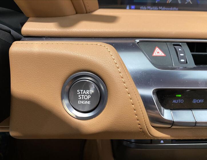 Lexus LC 500 11