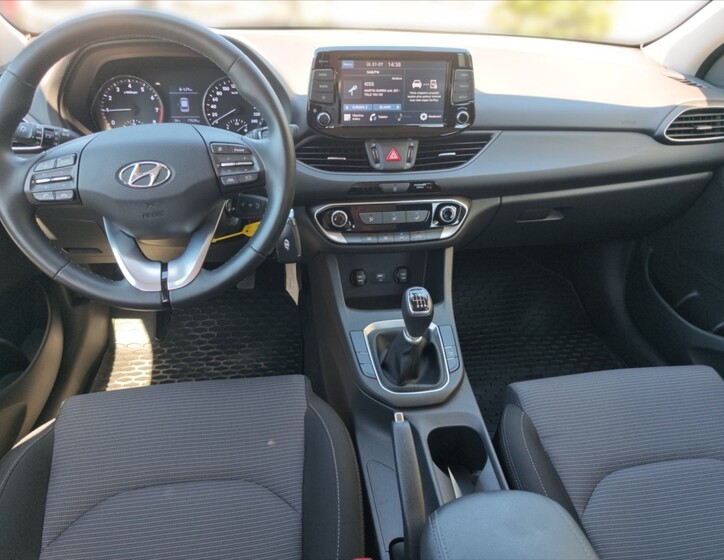 Hyundai i30 8