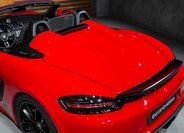 Porsche 718 37
