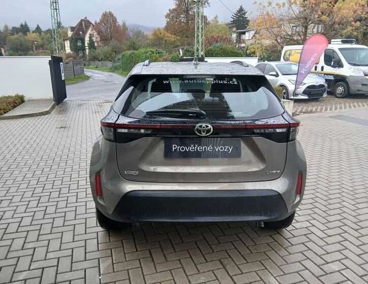 Toyota Yaris Cross 5