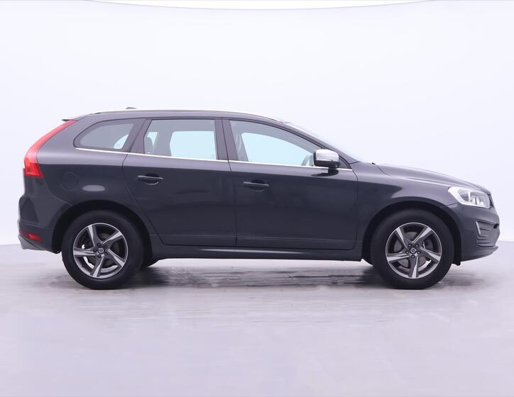 Volvo XC60 8