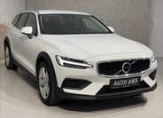 Volvo V60 3