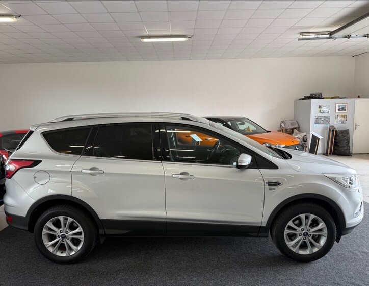Ford Kuga 4