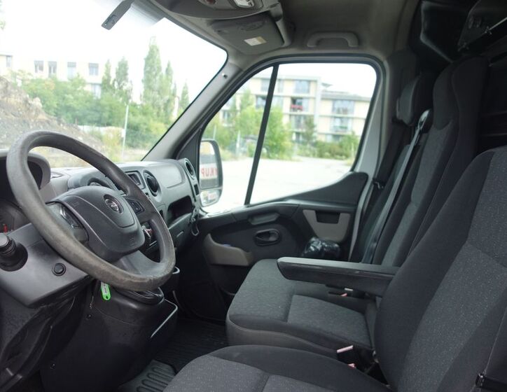 Opel Movano 16