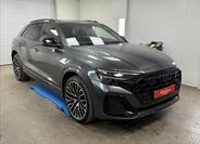 Audi Q8 1