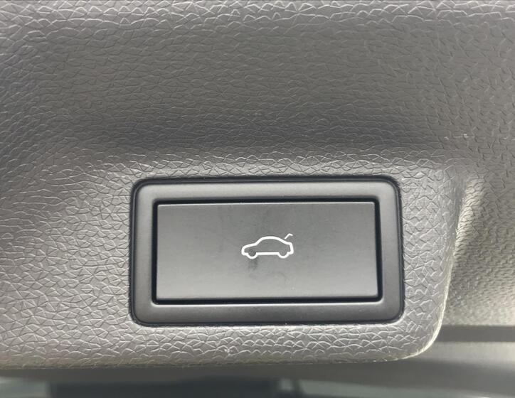 Volkswagen ID.Buzz 13