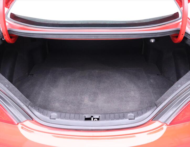 Hyundai Genesis 10