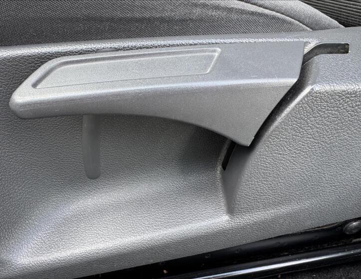 Volkswagen Golf 23