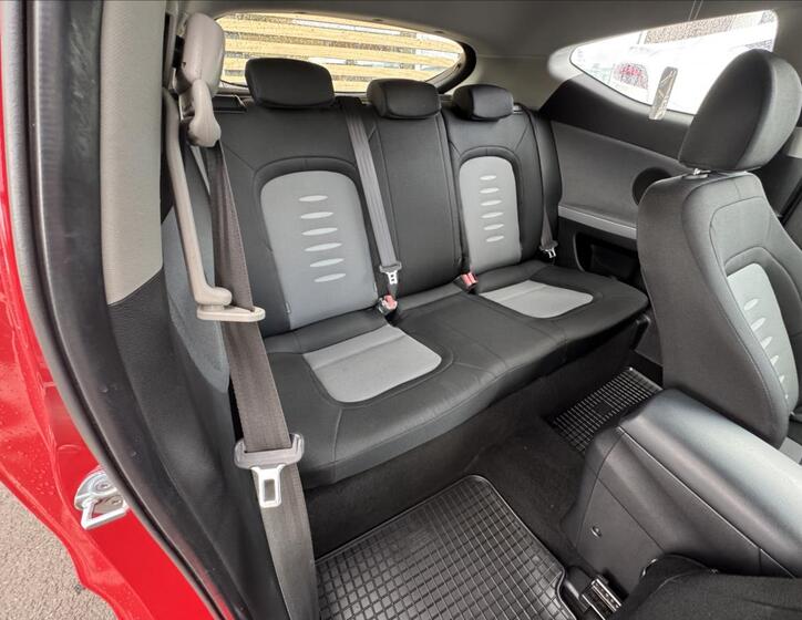KIA Ceed 12