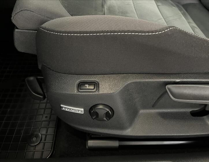 Volkswagen Golf 20
