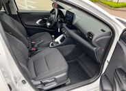 Toyota Yaris 17