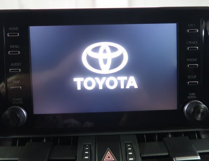 Toyota RAV4 16