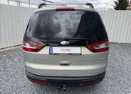 Ford Galaxy 11