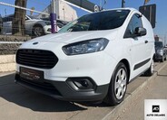 Ford Transit Courier 1