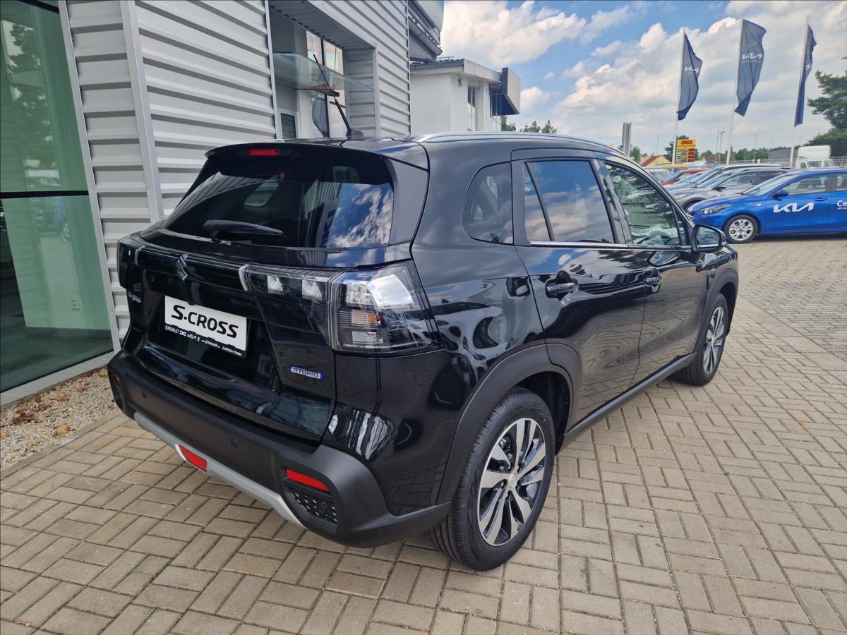 Suzuki S-Cross