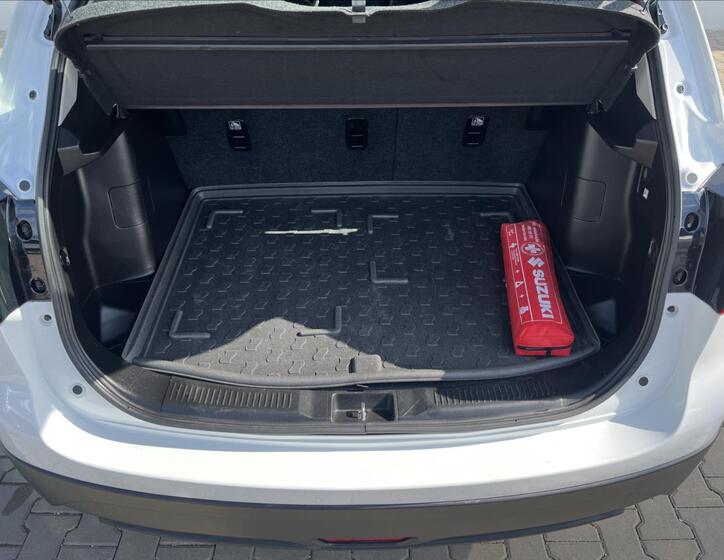 Suzuki SX4 S-Cross 8
