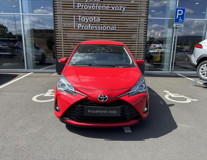 Toyota Yaris 4