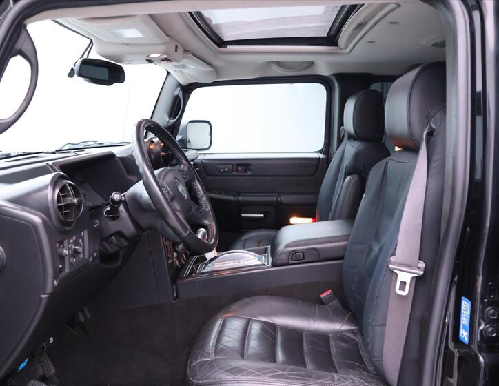 Hummer H2 12