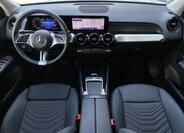 Mercedes-Benz GLB 12