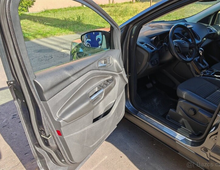 Ford Kuga 16