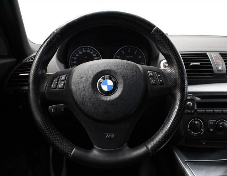 BMW Řada 1 18