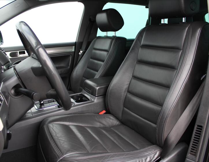 Volkswagen Touareg 10
